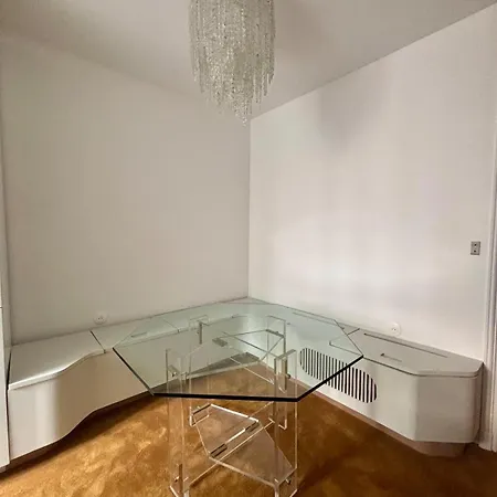 Classic Parisian Charm Meets 70s Design - 2br Paris
